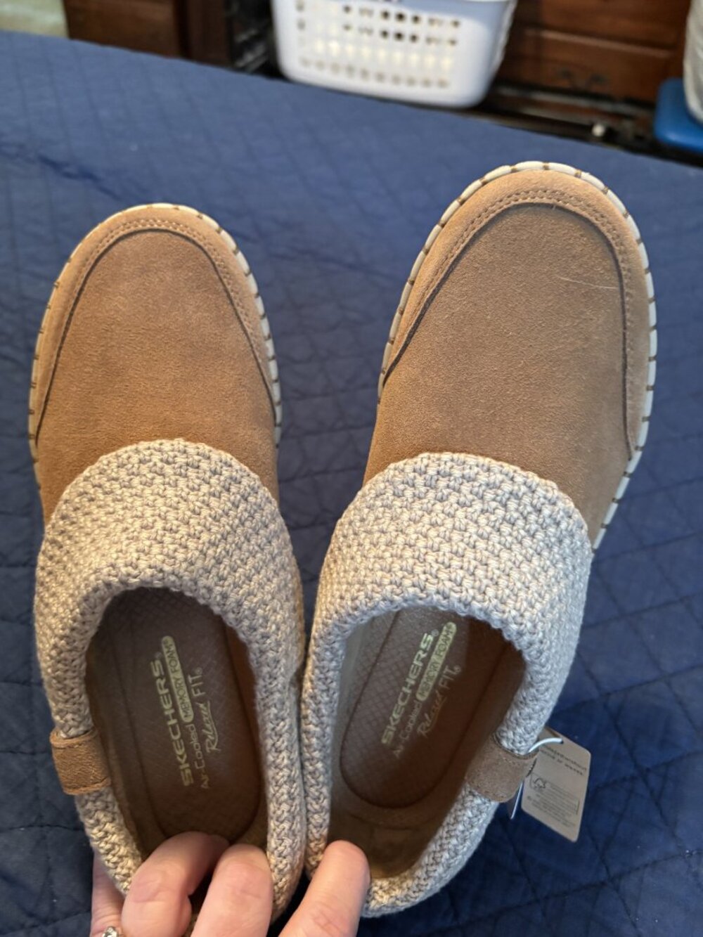 NWT Skechers Women's Wilshire Blvd Slip On